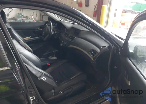 2008 Honda Accord 2.4 Ex-L z USA, uszkodzony, nr VIN 1HGCP26818A097900